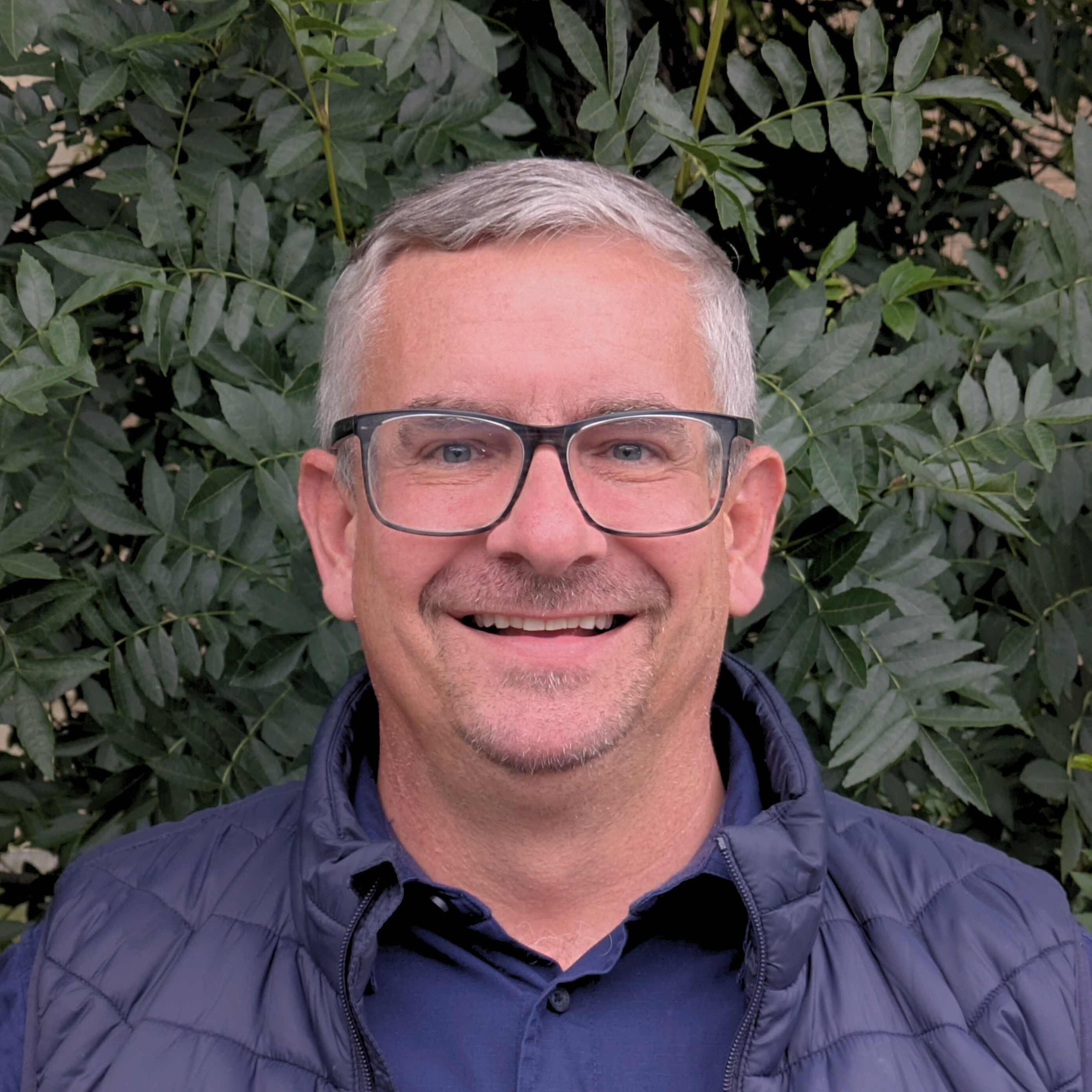 Johan Mostert Business Manager